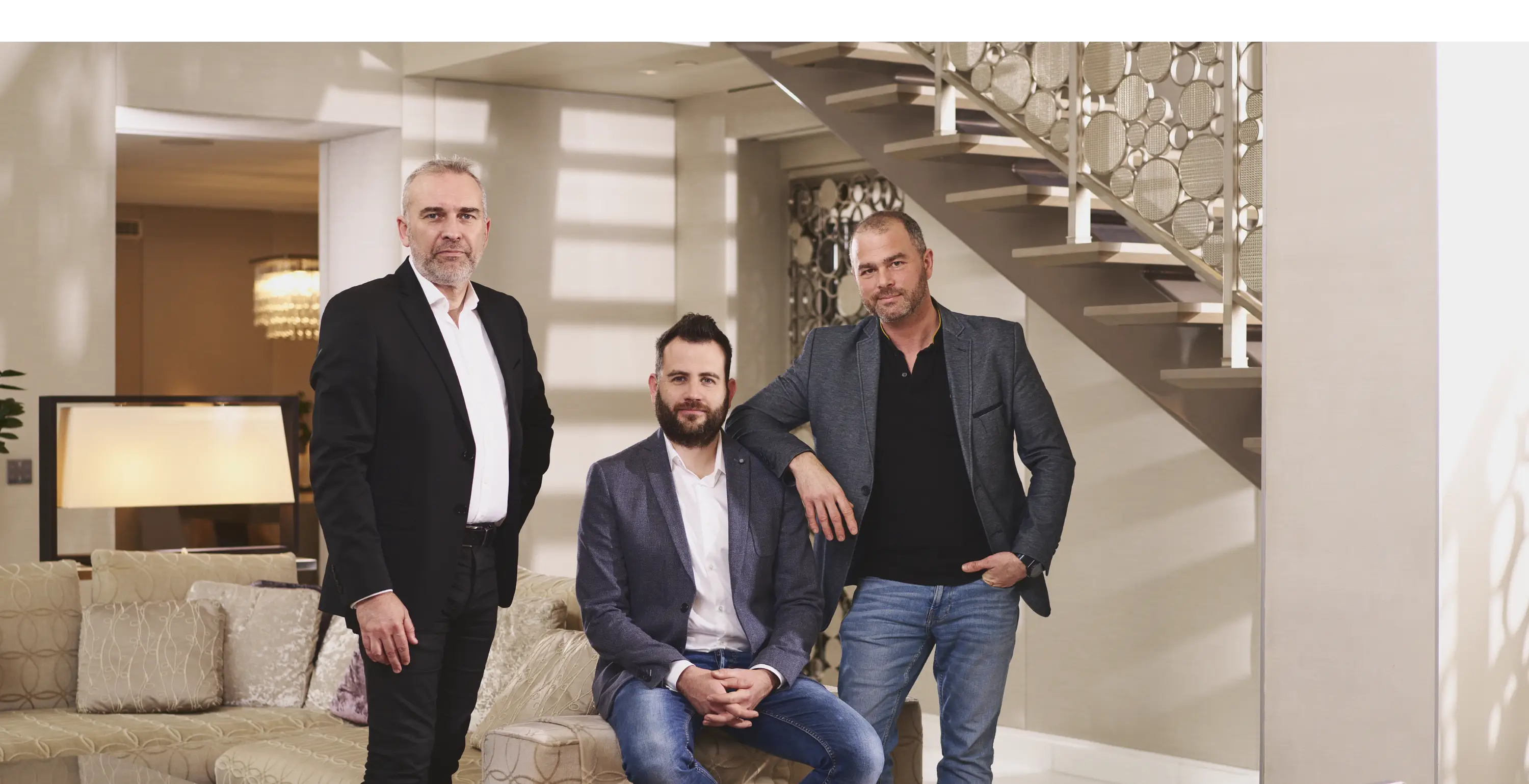 Les associés, Frédéric DESCHAMPS à gauche, Damien FALLAI au centre, Benoit KLAJN à droite
